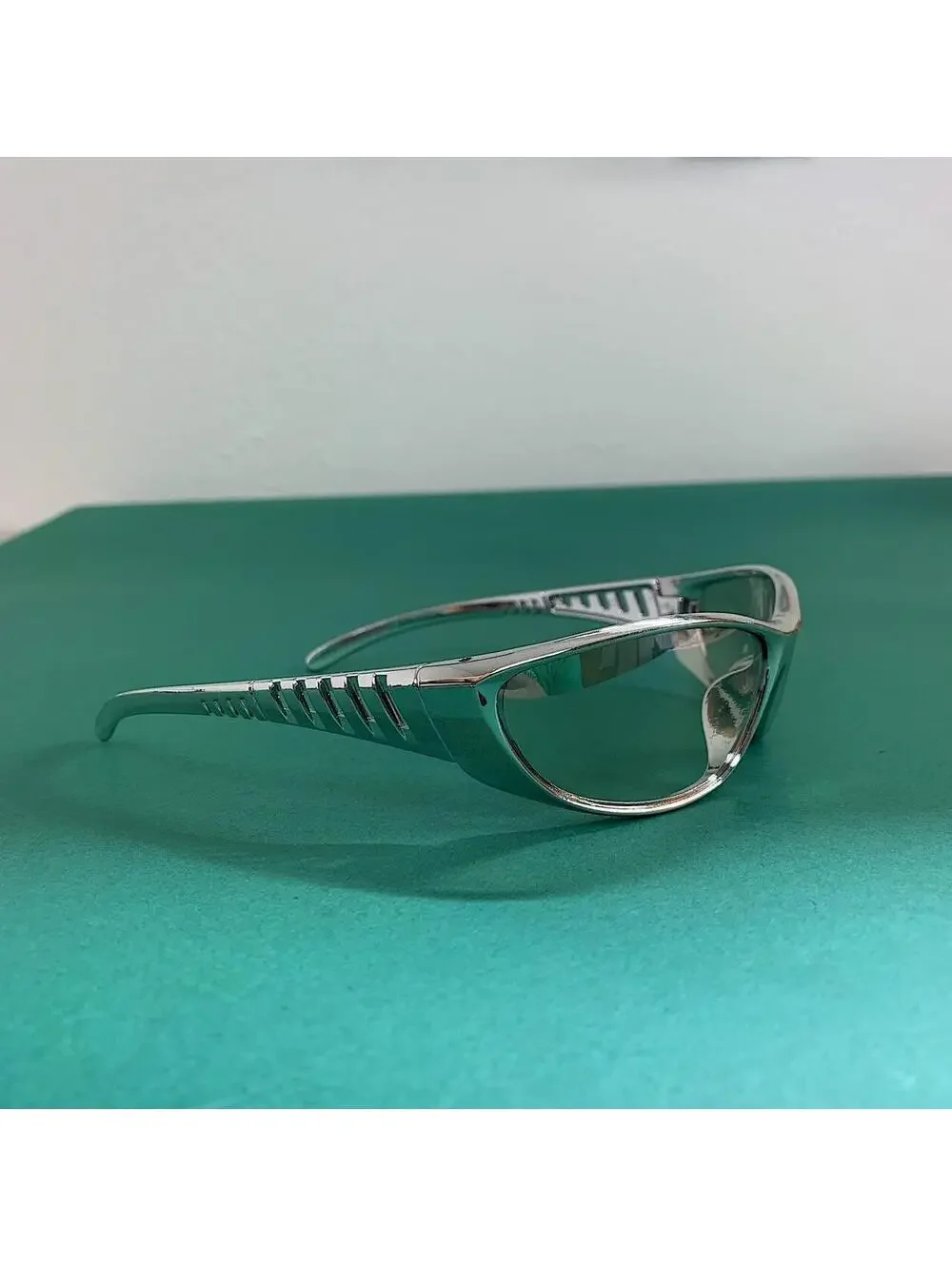 Cyber Grunge y2k 2000s Vented Sport futuristic style surfer silver clear